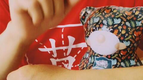 看戏吃瓜凑热闹